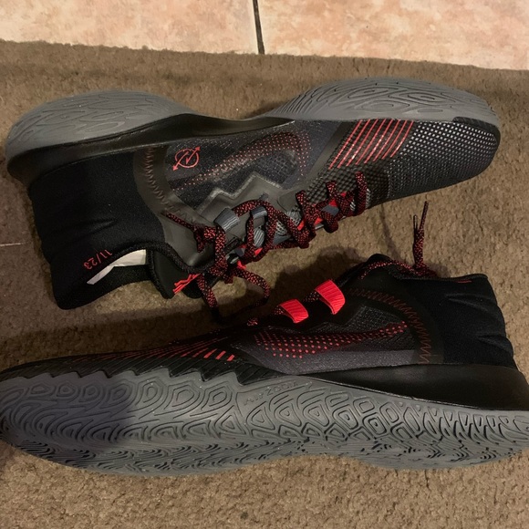 Nike Shoes Mens Kyrie Flytrap V Basketball Shoes Poshmark